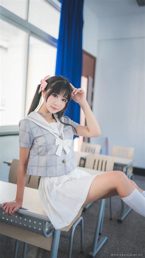 冯巩调侃男足爱吃海参 董路回击